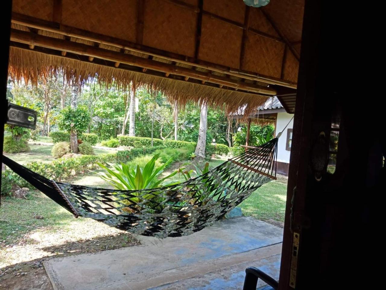 Lanta Sunmoon Bungalow Ko Lanta Esterno foto